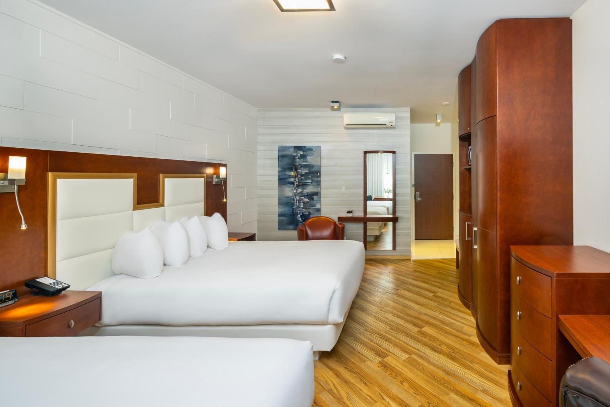 Les Suites De Laviolette Ascend Hotel Collection Trois-Rivières Esterno foto