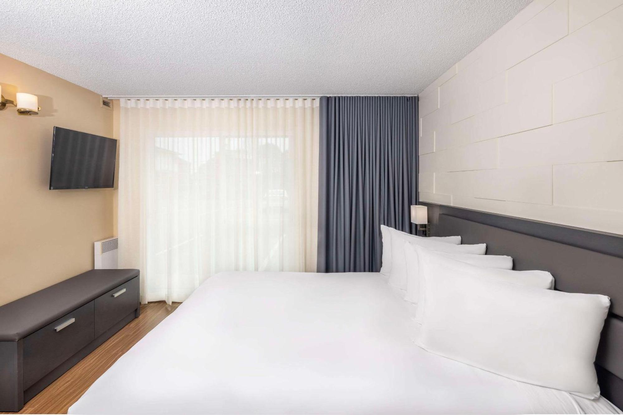 Les Suites De Laviolette Ascend Hotel Collection Trois-Rivières Esterno foto