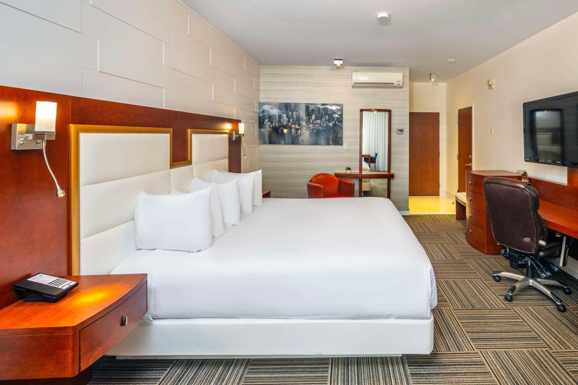 Les Suites De Laviolette Ascend Hotel Collection Trois-Rivières Esterno foto