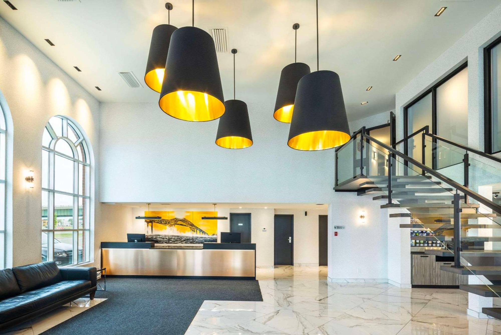 Les Suites De Laviolette Ascend Hotel Collection Trois-Rivières Esterno foto
